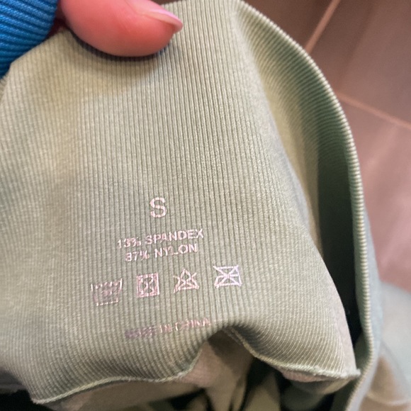 Navigation (NVGTN) shape seamless workout leggings - Picture 3 of 3